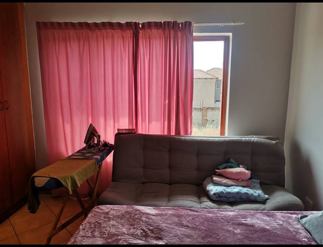 2 BEDROOM APARTMENT FOR SALE IN SONNEVELD